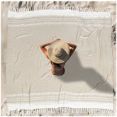 Vikumond face avant beige montrant largeur et design pratique