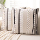 WANLIRD face avant du coussin montrant motif rayé et élégance