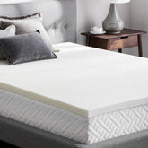 WEEKENDER surmatelas face entière Full off white montrant un lit plus confortable