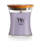 WoodWick vue avant de la jarre montrant design et parfum relaxant