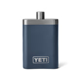 YETI flasque vue de face Navy montrant son profil compact et robuste
