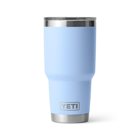 YETI Rambler 30 oz face avant montrant couleur Big Sky Blue et finition durable