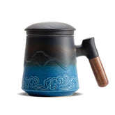ZENS tasse face bleue montrant la glaçure et l'esthétique artisanale bénéfique