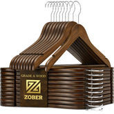 ZOBER cintre en bois face montrant finition vernie et élégance