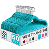ZOBER pack de 50 cintres turquoise en face, organise le placard efficacement