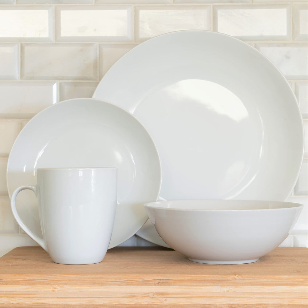10 Strawberry Street assiette creuse en porcelaine montrant profondeur utile
