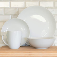 10 Strawberry Street assiette creuse en porcelaine montrant profondeur utile