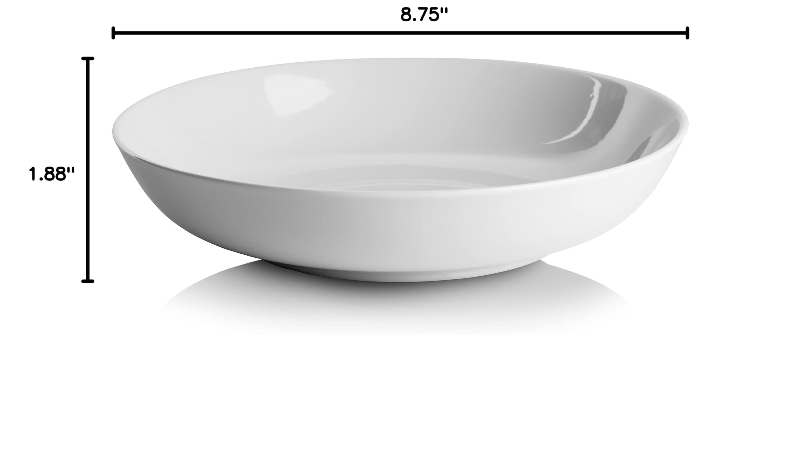 10 Strawberry Street bol sur table dressée démontrant polyvalence pour repas quotidiens et occasions
