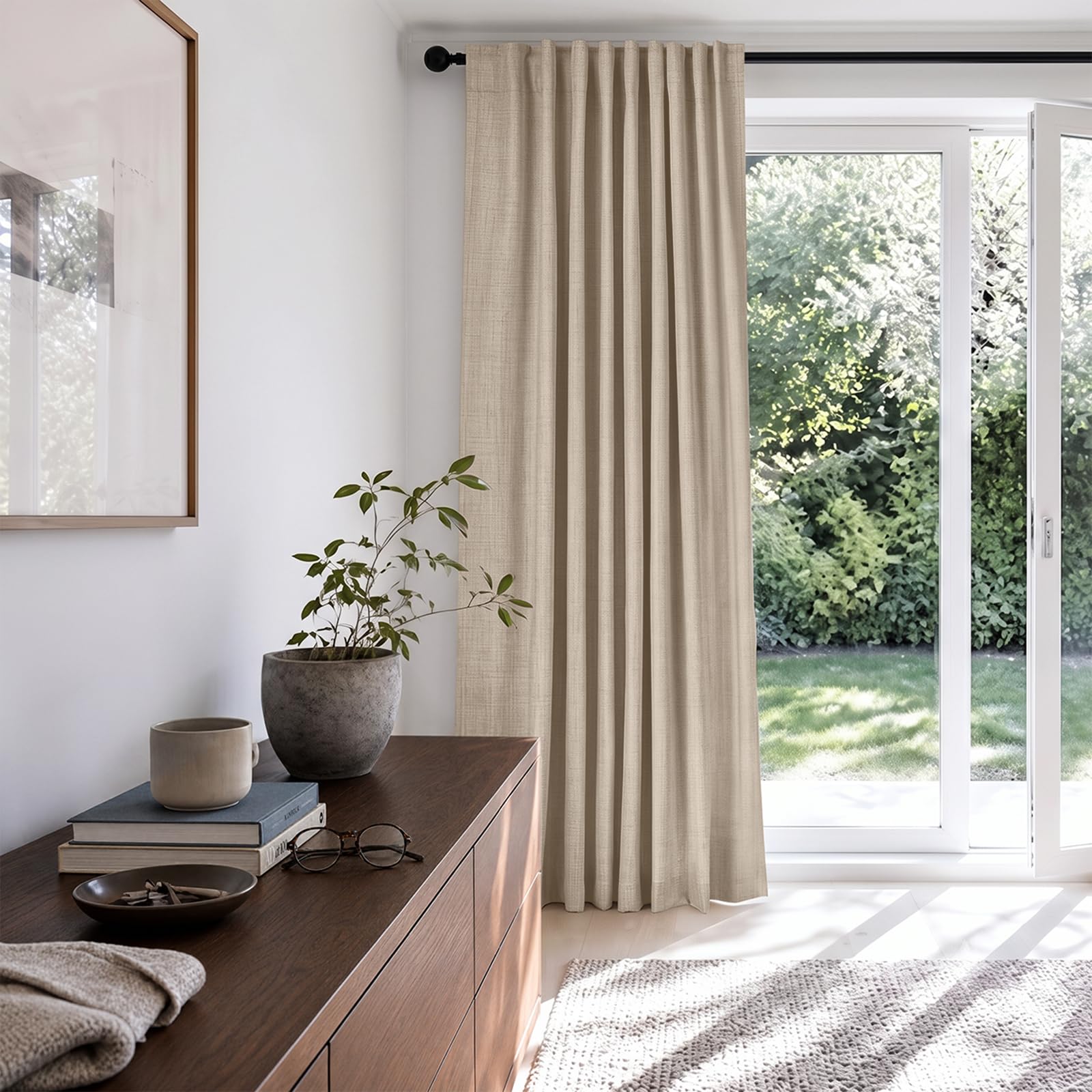 100% Blackout Shield comparaison d'échelle 84 pouces montrant couverture