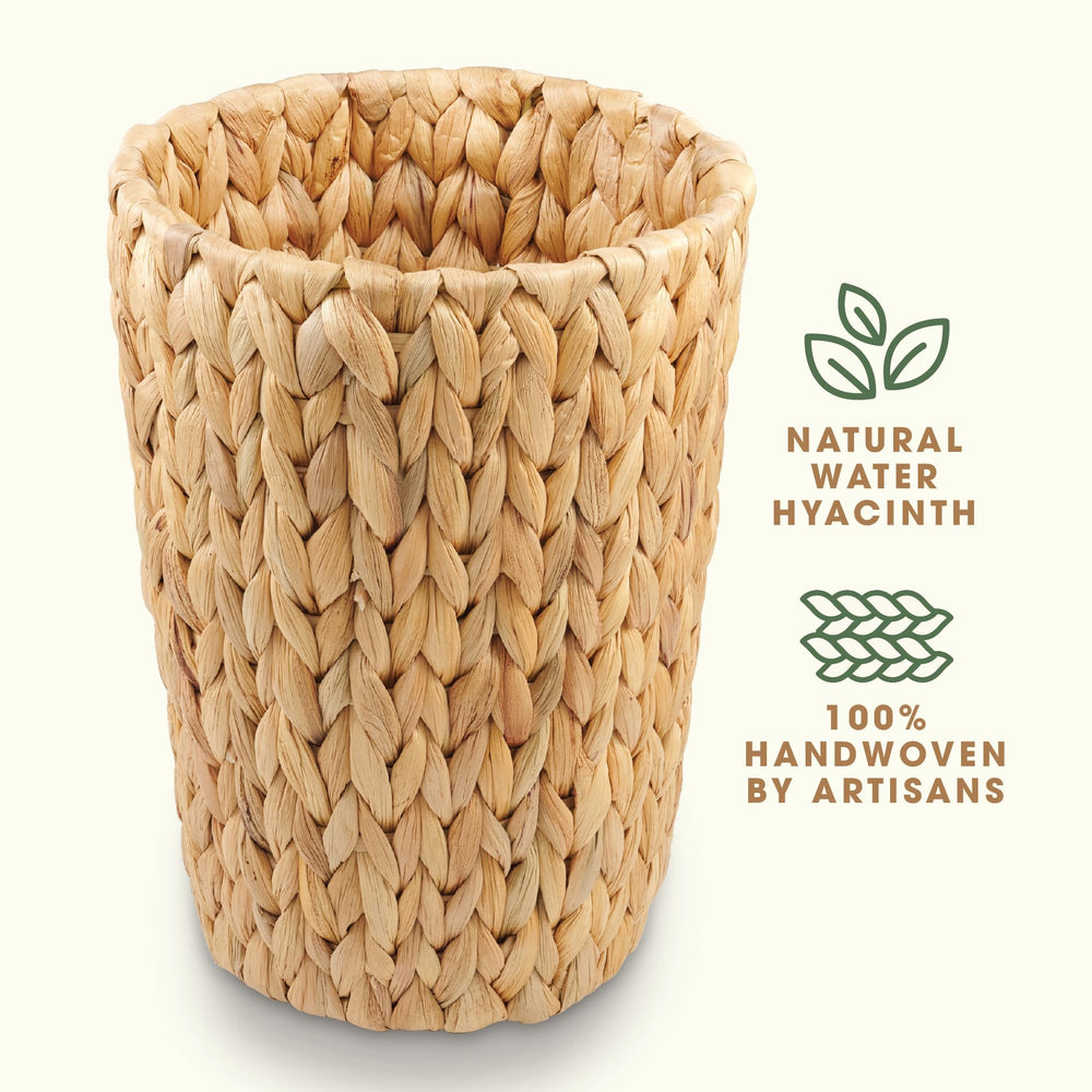 84ECO corbeille transformée en cache‑pot pour rendre une plante plus chic