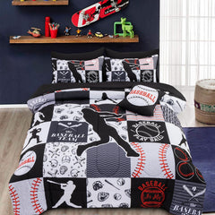 A Nice Night couette vue de face montrant motif baseball et confort visuel