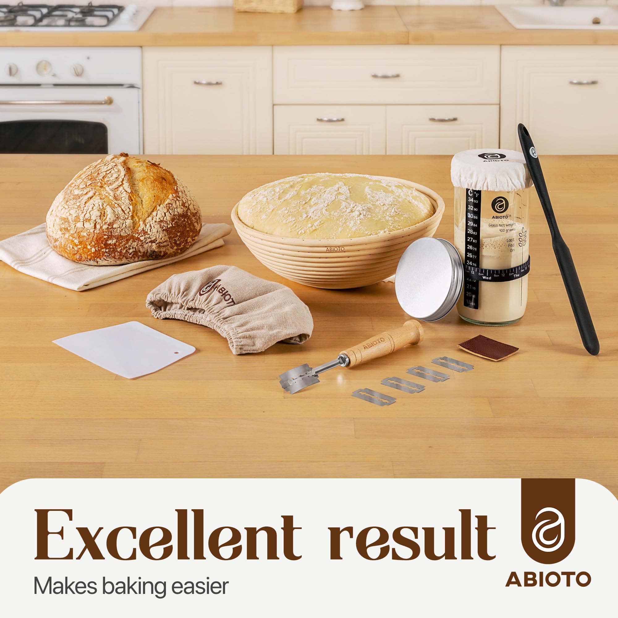 ABIOTO ensemble accessoires rangés proprement prêt à être utilisé ou offert