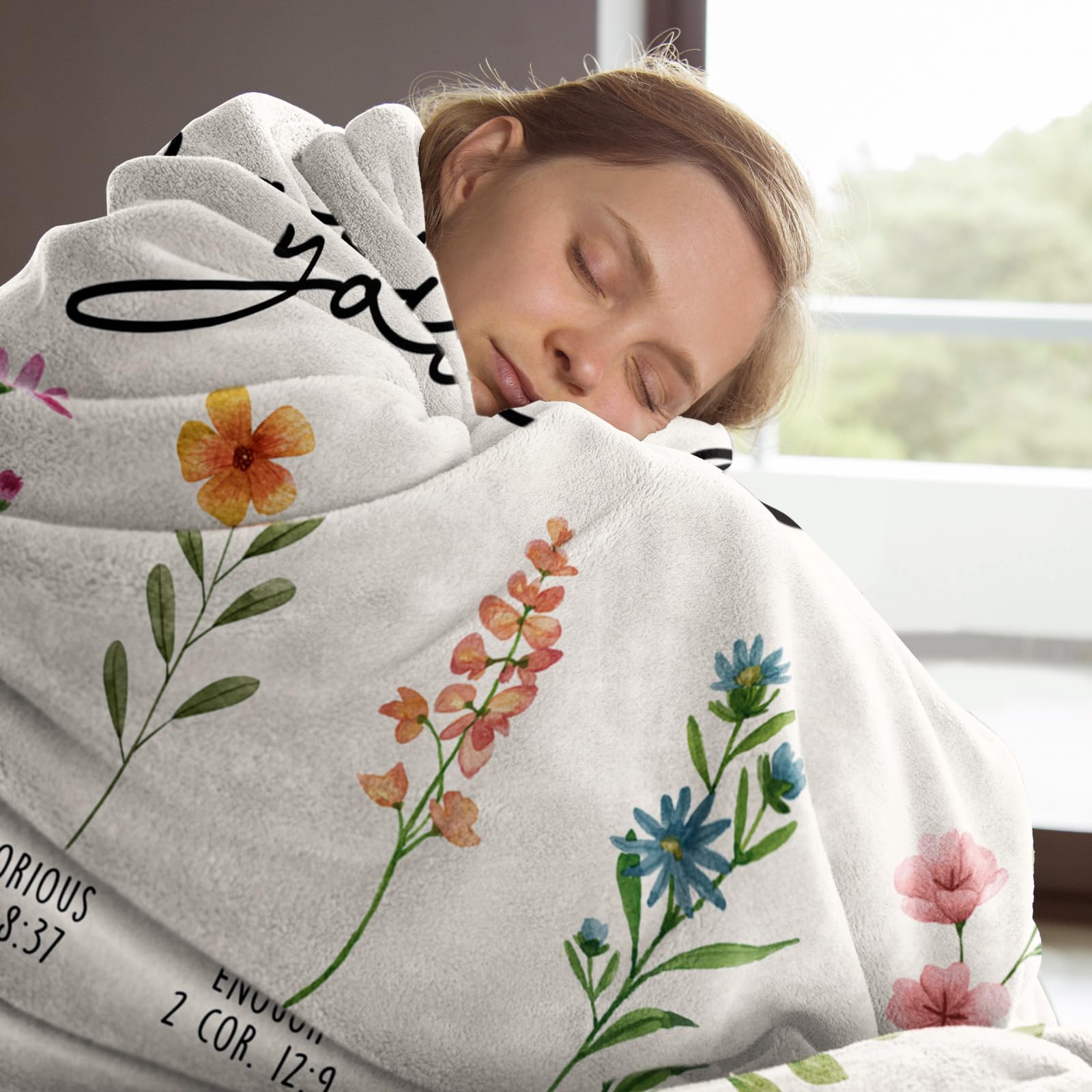 Afterprints gros plan du tissu en flanelle polyester montrant douceur et qualité