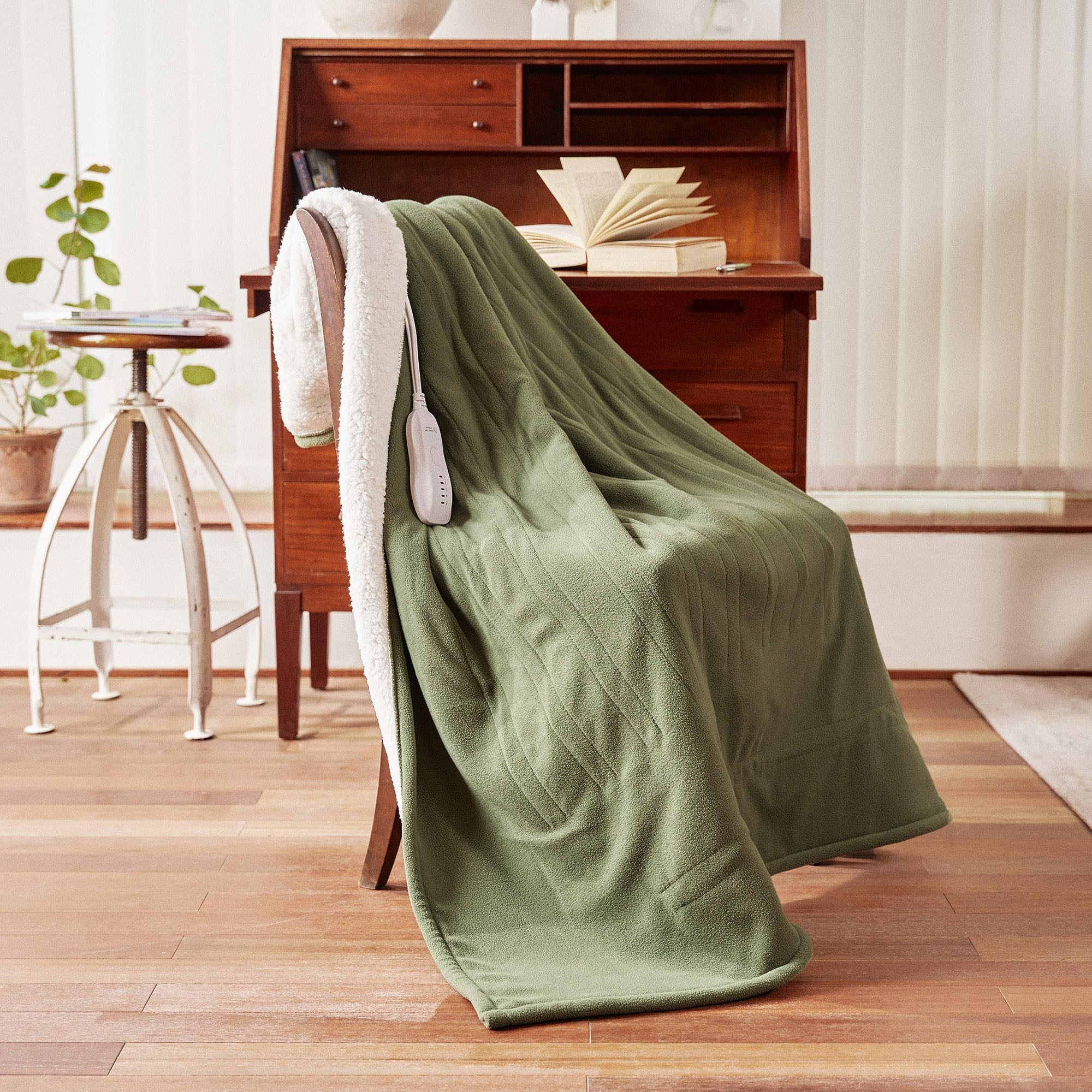 Aheadpret vue avant du plaid chauffant montrant taille et design, confort immédiat