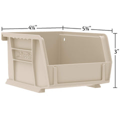 Akro-Mils gros plan plastique industriel robuste pour usage durable