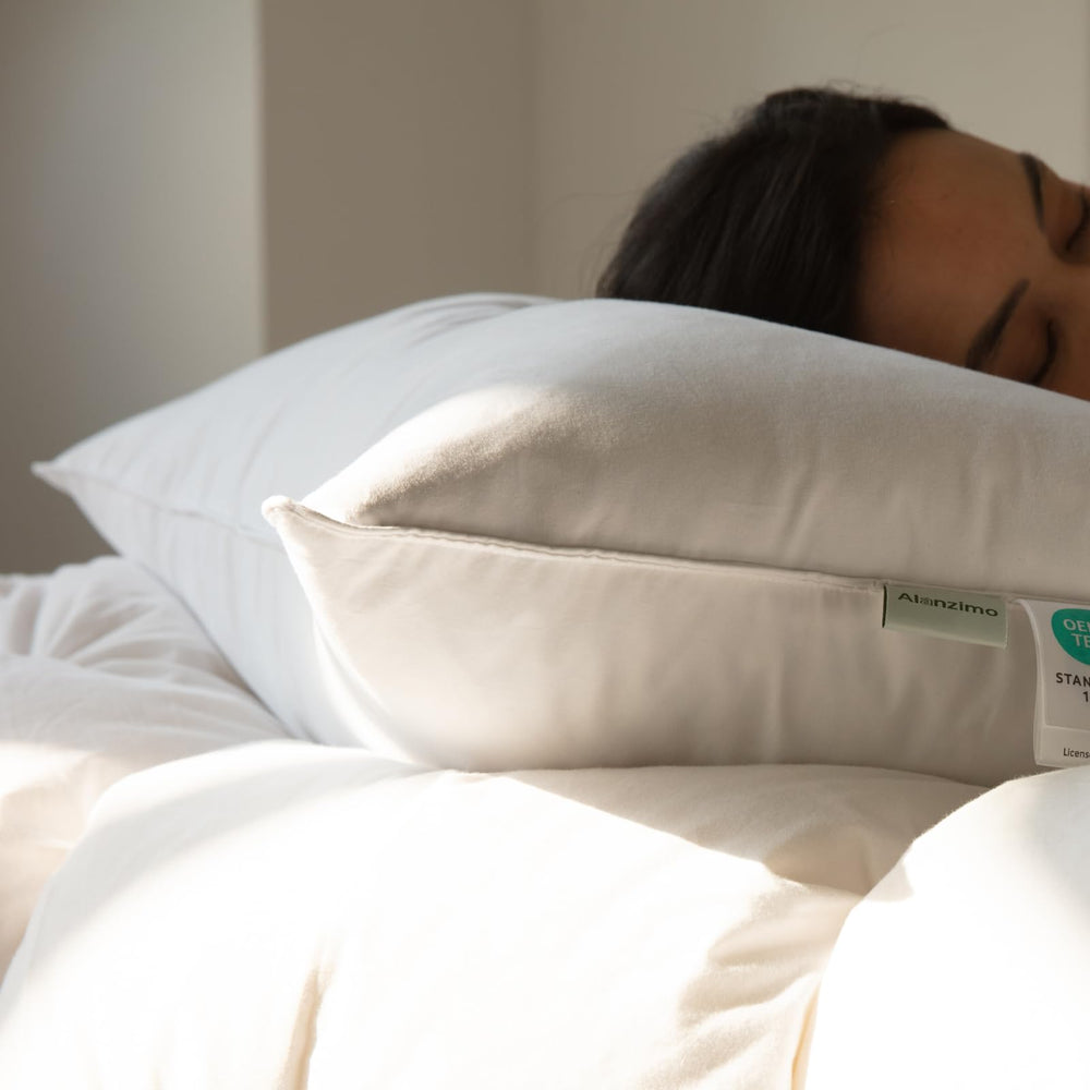 Alanzimo ouverture montrant plumes et duvet pour gonflant naturel
