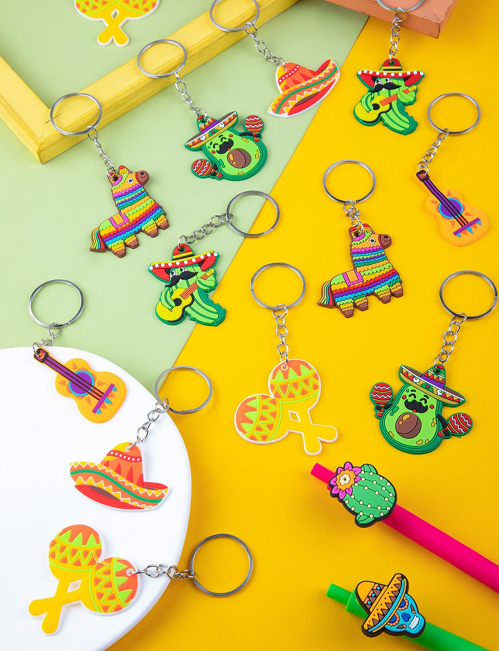 ALDMIO maracas détail du motif utile comme décoration ou cadeau invité