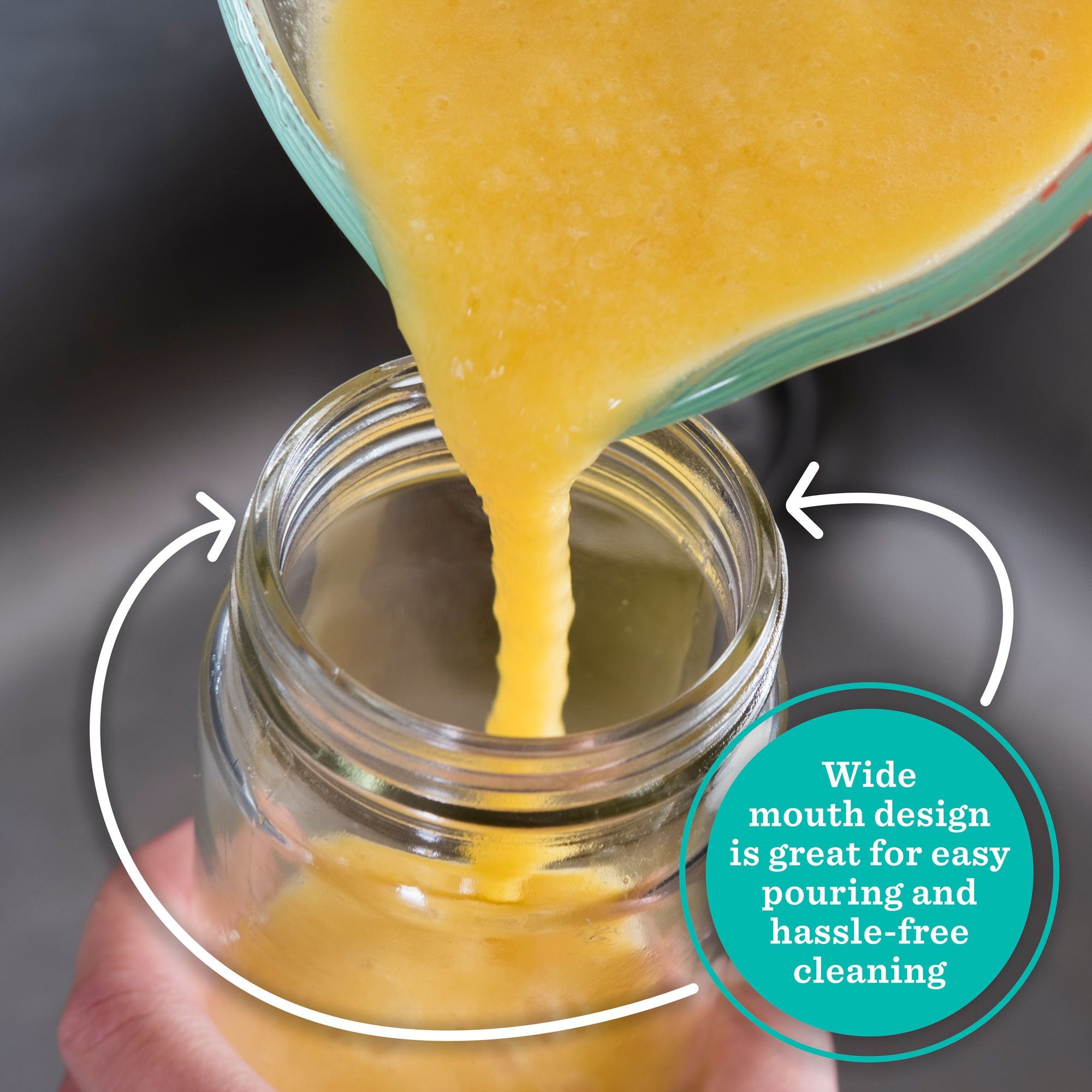 All About Juicing gros plan du large goulot facilitant remplissage et nettoyage