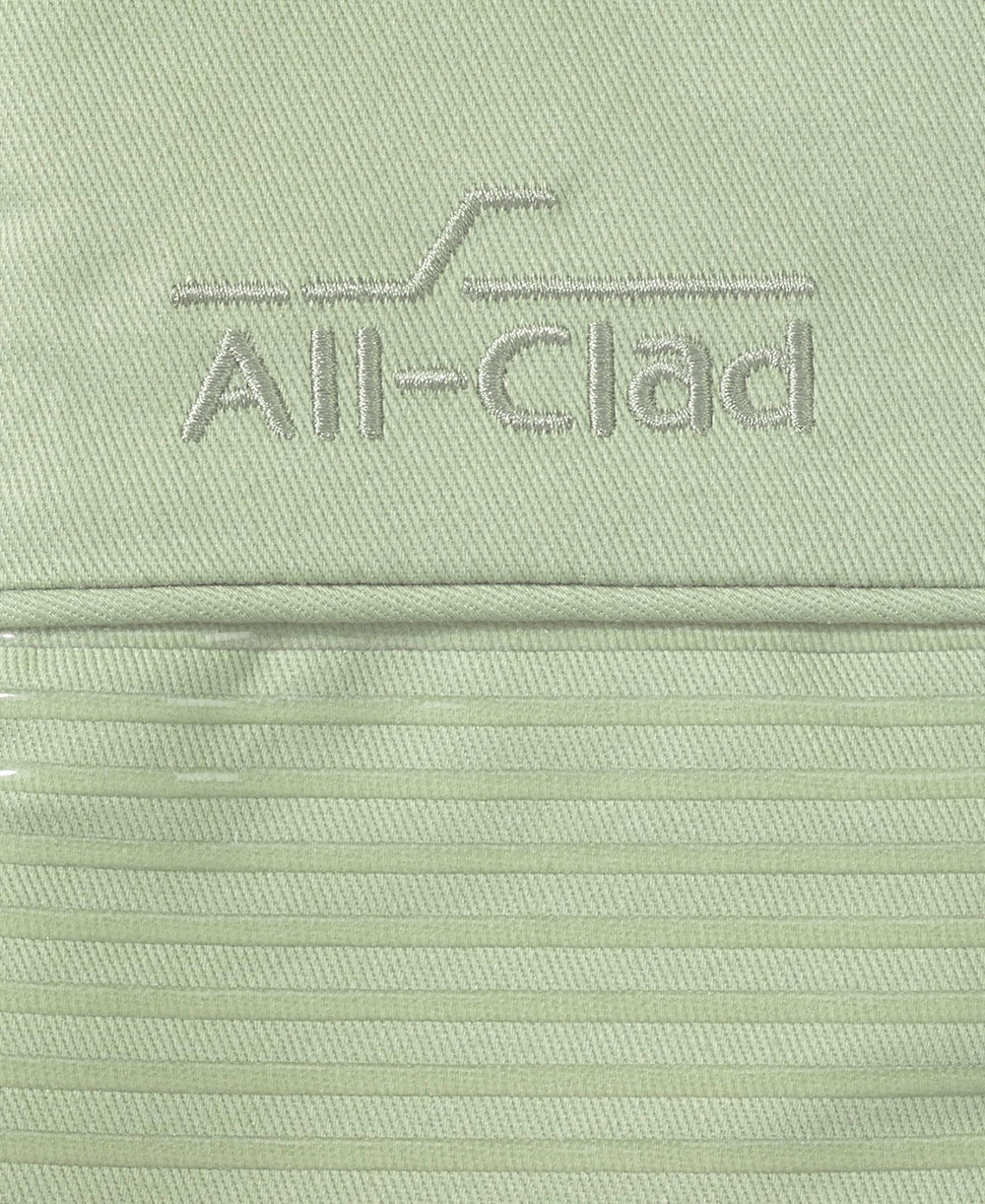 All‑Clad gros plan texture silicone antidérapante pour meilleure prise