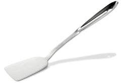 All-Clad spatule face montrant la largueur et précision pour retourner aliments