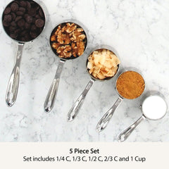 All-Clad tasses empilées pour rangement compact et gain de place