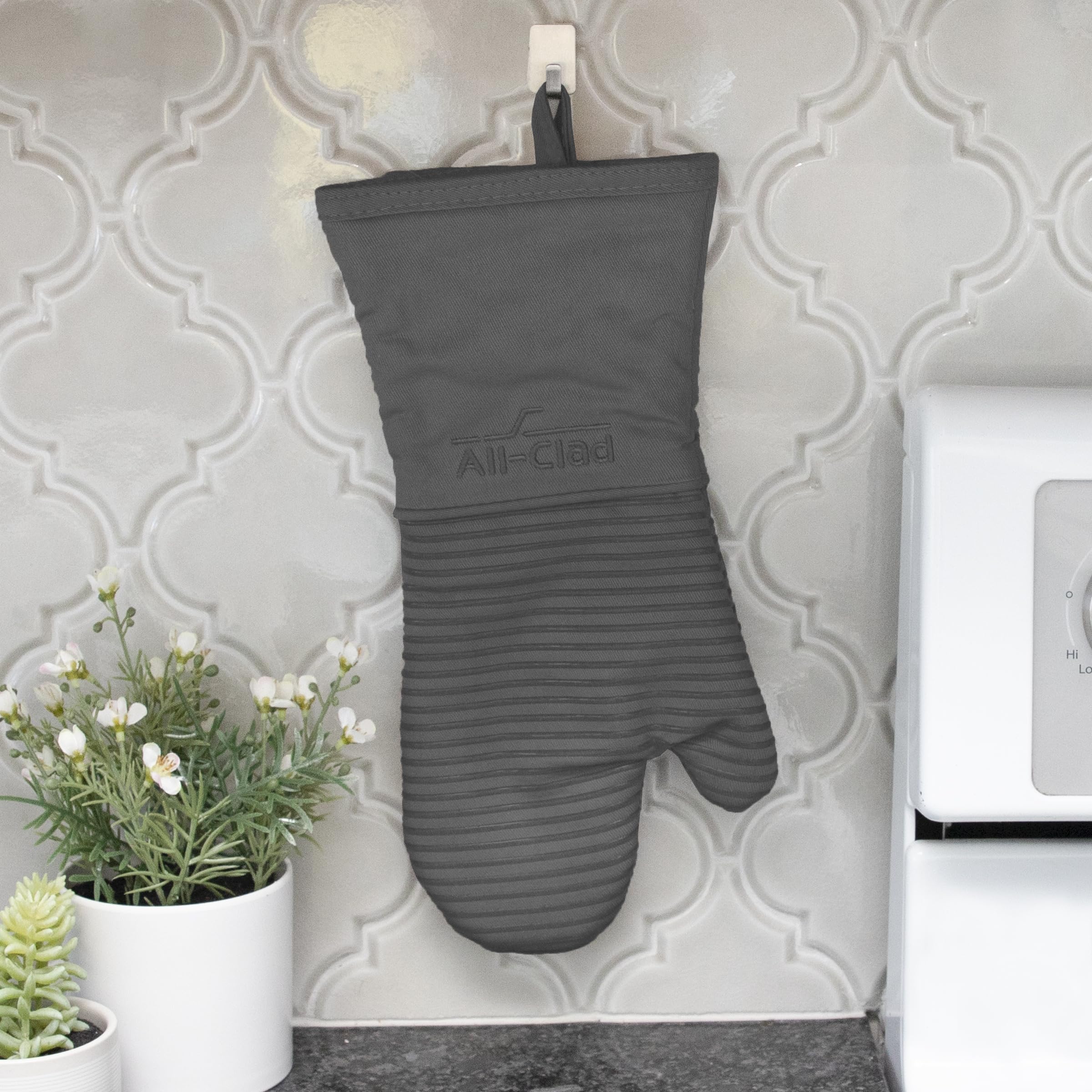 All‑Clad étiquette produit affichant matériaux et mesure