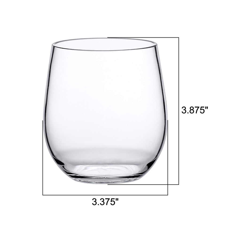 Amazing Abby Cindy comparaison de taille posés à côté d'une bouteille pour l'échelle pratique