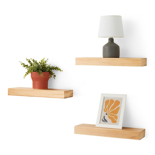 Amazon Basics étagère murale flottante face montrant finition naturelle et rangement élégant