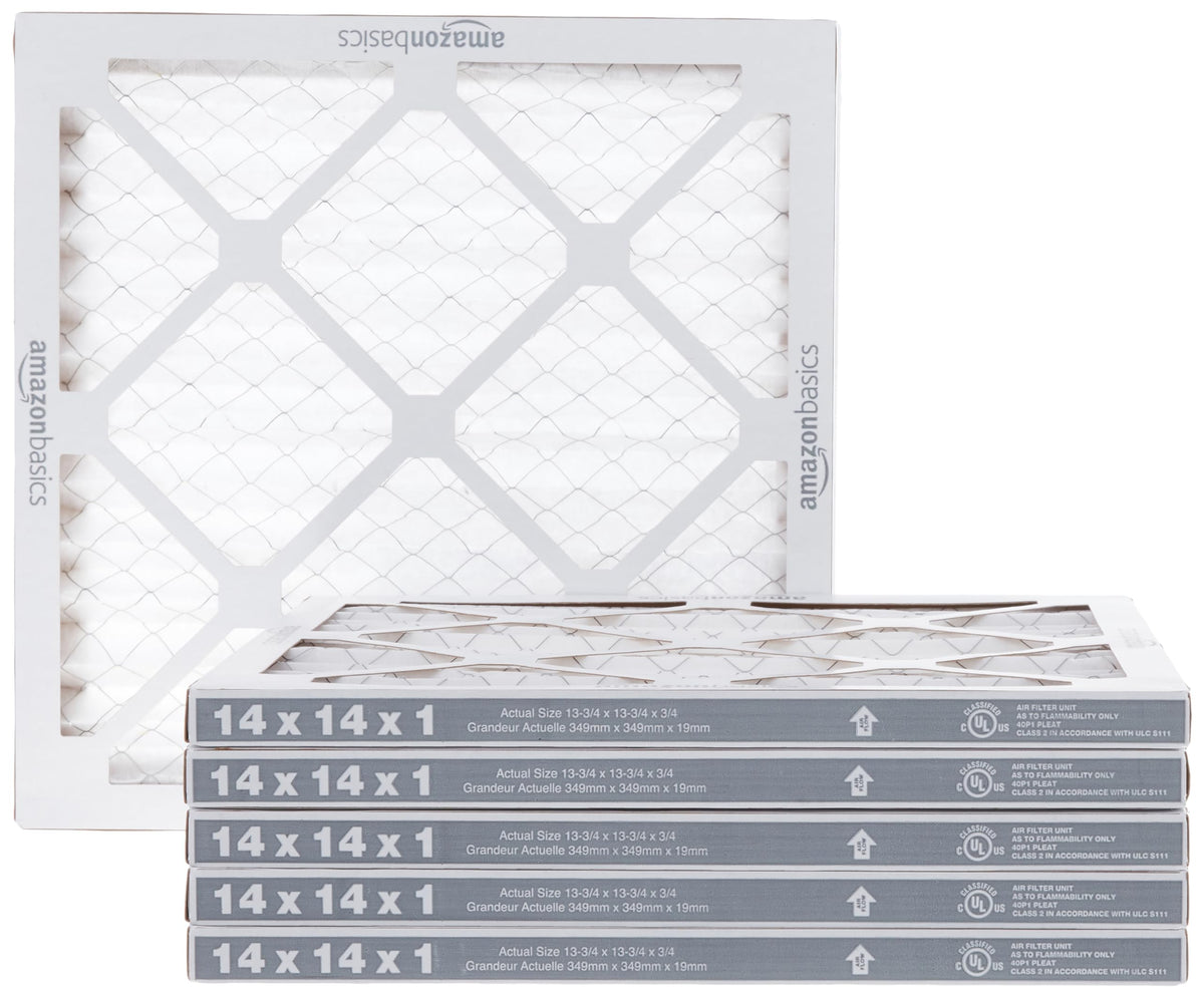 Amazon Basics vue avant de l'emballage du pack de 6 filtres montrant la marque et le format