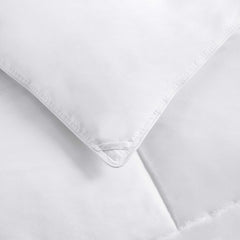 Amazon Basics gros plan de la microfibre pour toucher doux et résistance
