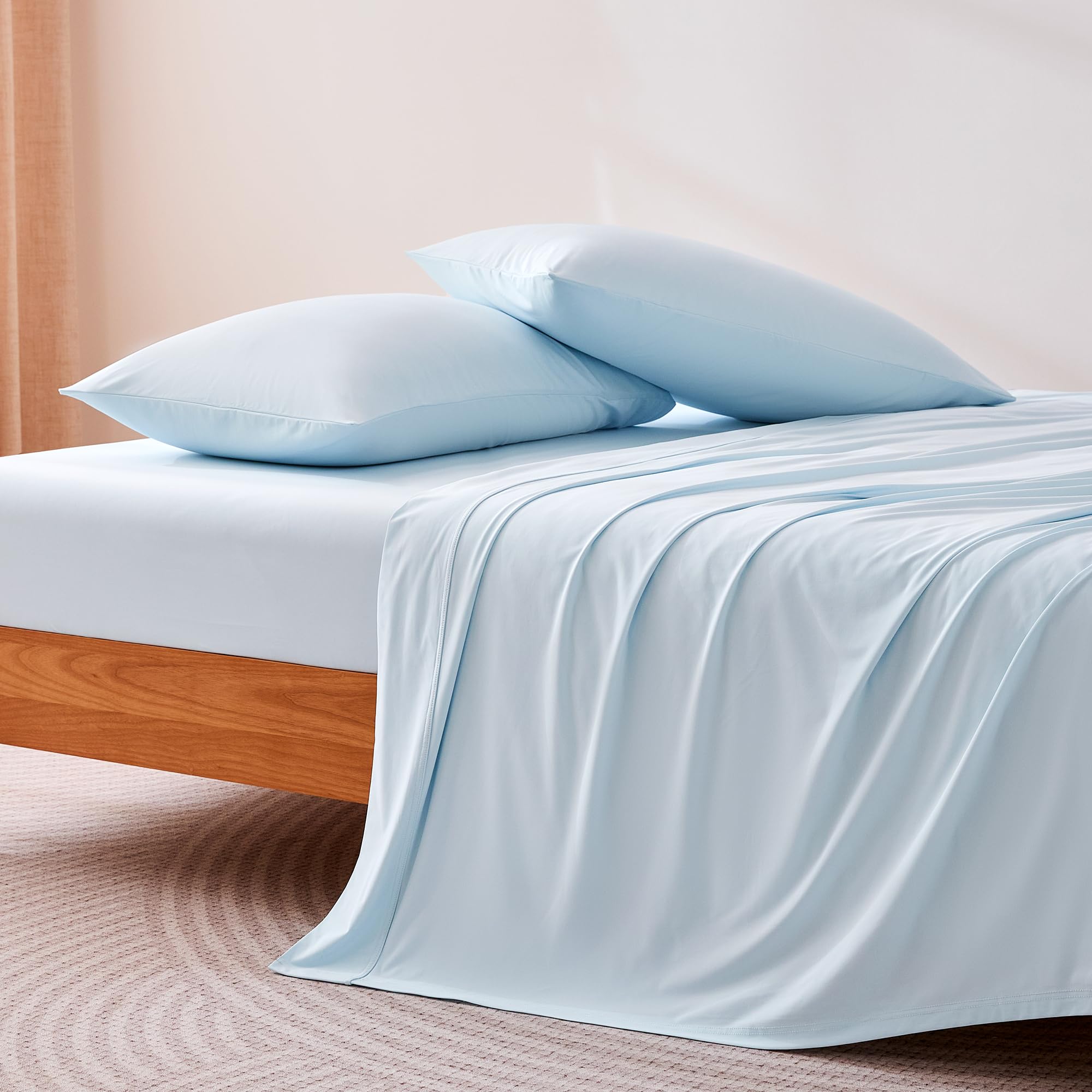 Amazon Basics gros plan du tissu montrant texture respirante et douceur agréable