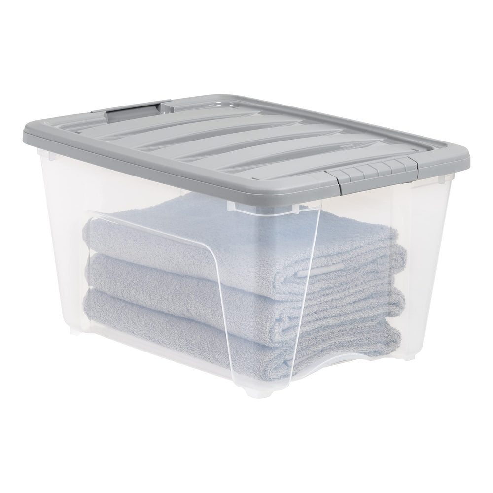 Amazon Basics bac glissé sous un lit illustrant gain de place pratique