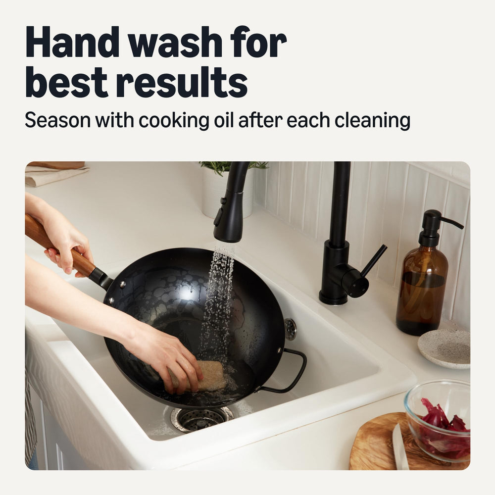 Amazon Basics wok en action lors d'un stir-fry pour cuisson homogène rapide