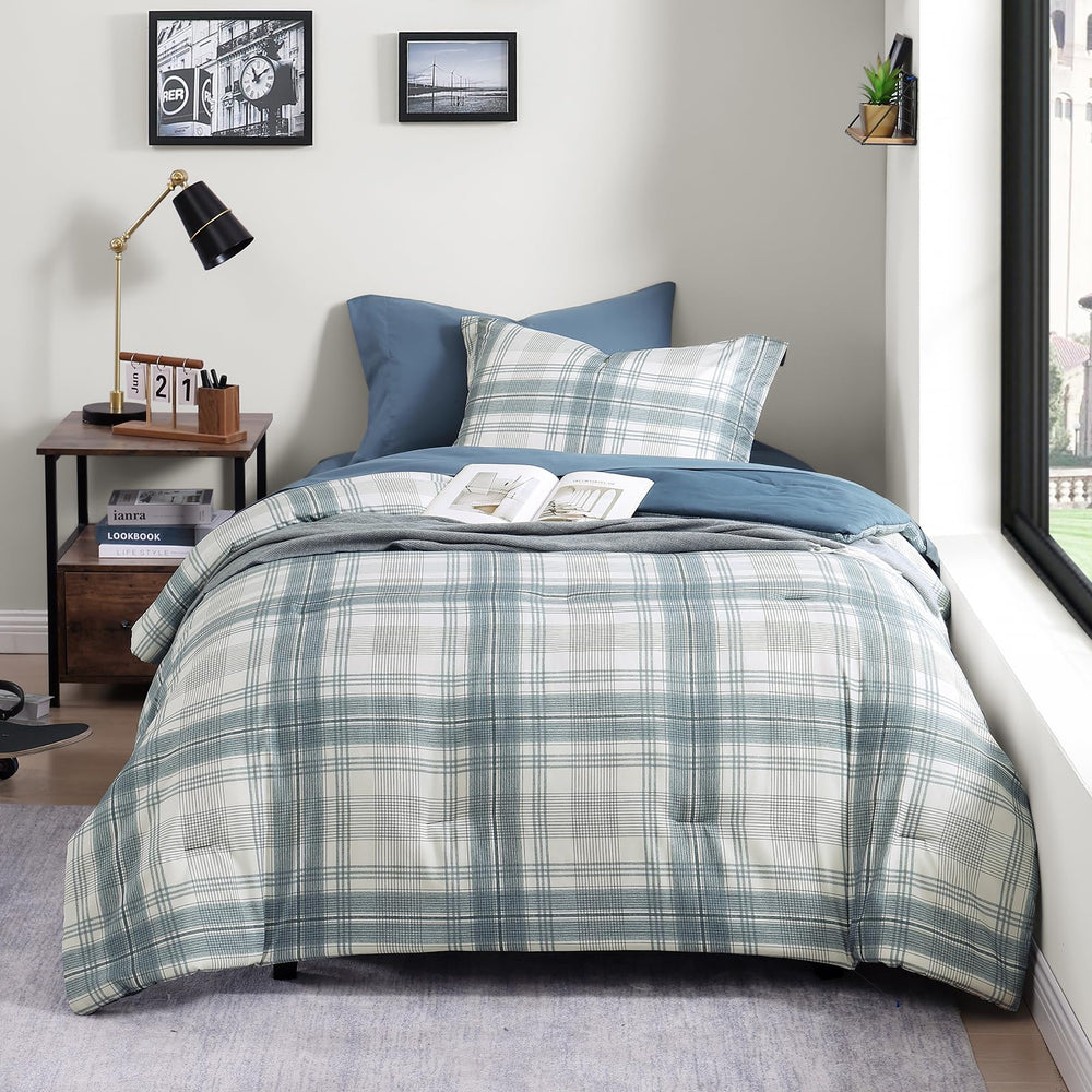 AMBERSPACE couette Twin XL posée sur lit offrant apparence moelleuse immédiate