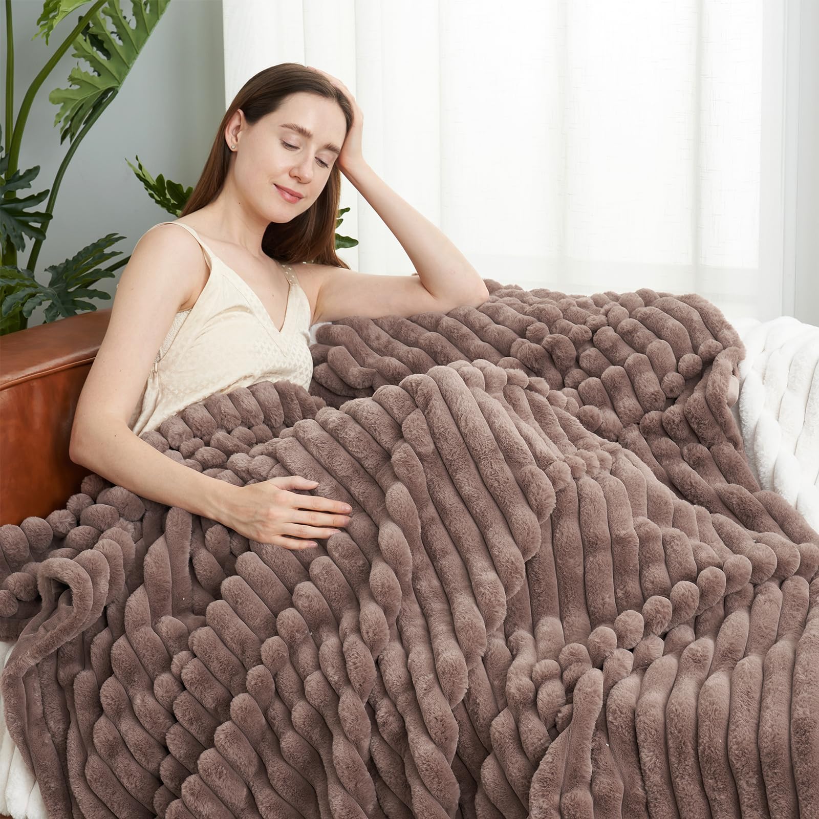 Amélie Home couture renforcée gros plan montrant durabilité