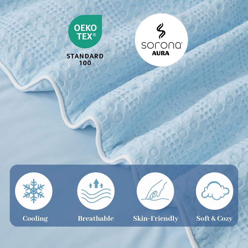 Amélie Home couette sur lit queen en bleu crée ambiance apaisante et élégante