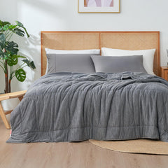 Amélie Home gros plan tissu Q-Max montrant refroidissement au contact