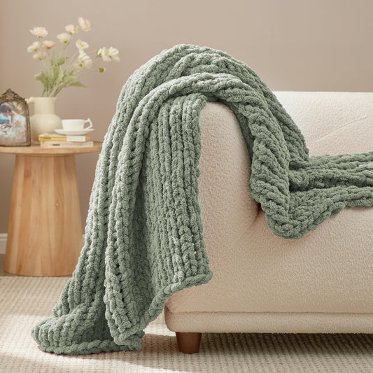 Amélie Home gros plan sur la texture chenille, douceur visible au toucher