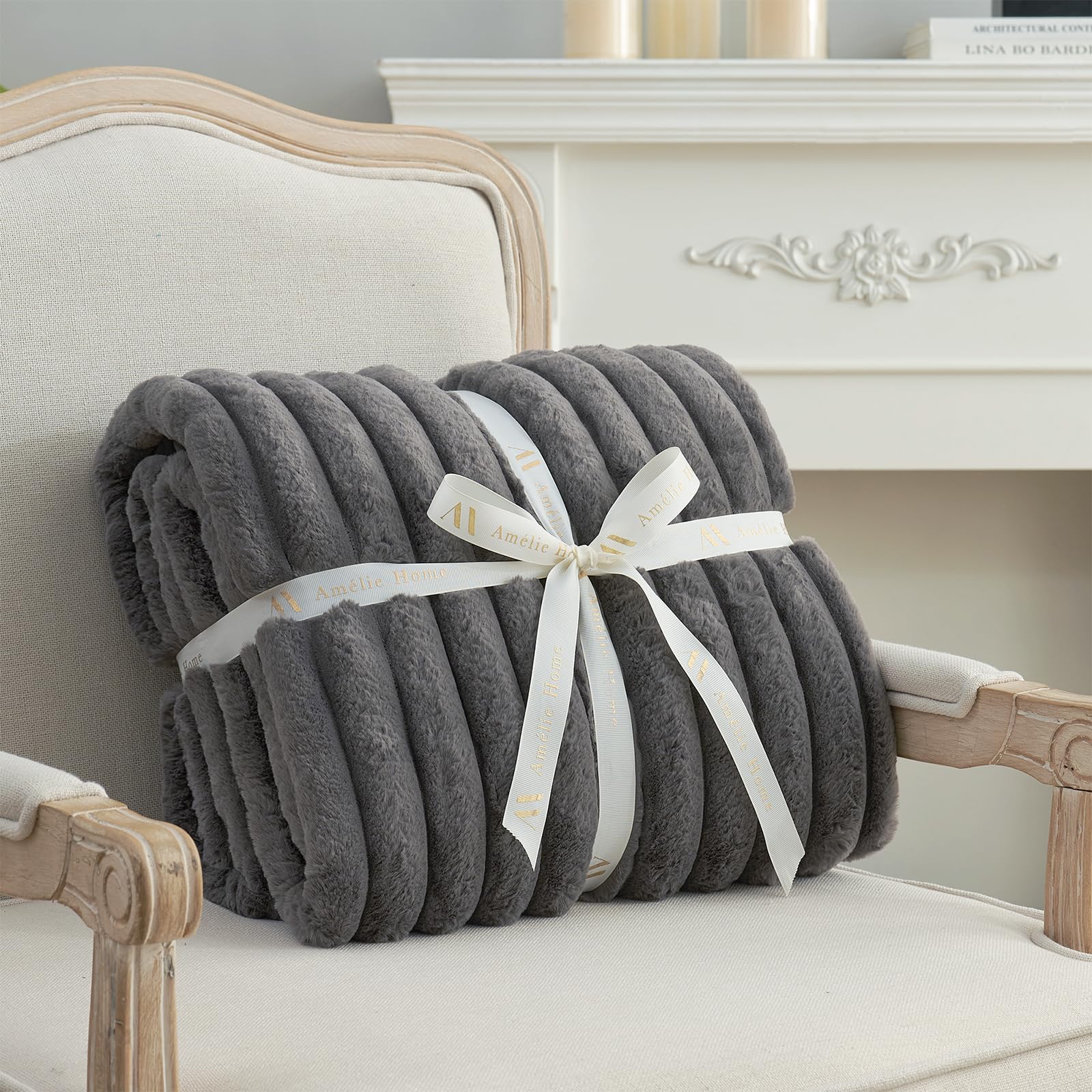 Amélie Home plaid utilisé par famille pour confort quotidien