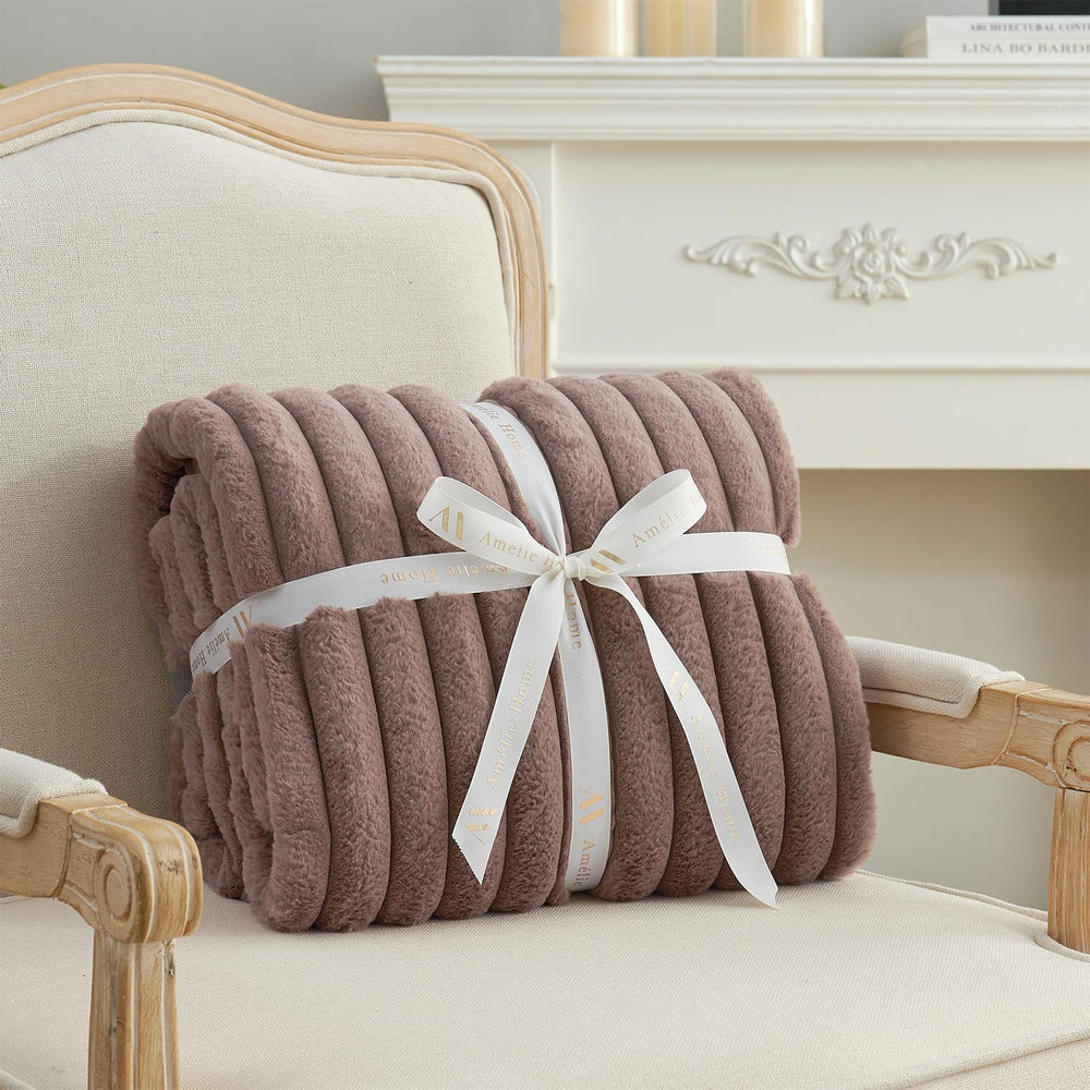 Amélie Home plié dans panier décoratif pour rangement élégant