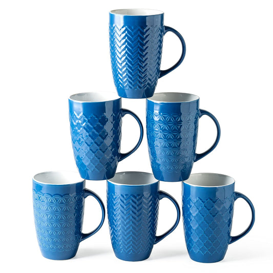 AmorArc mug face bleu montrant design élégant et capacité généreuse