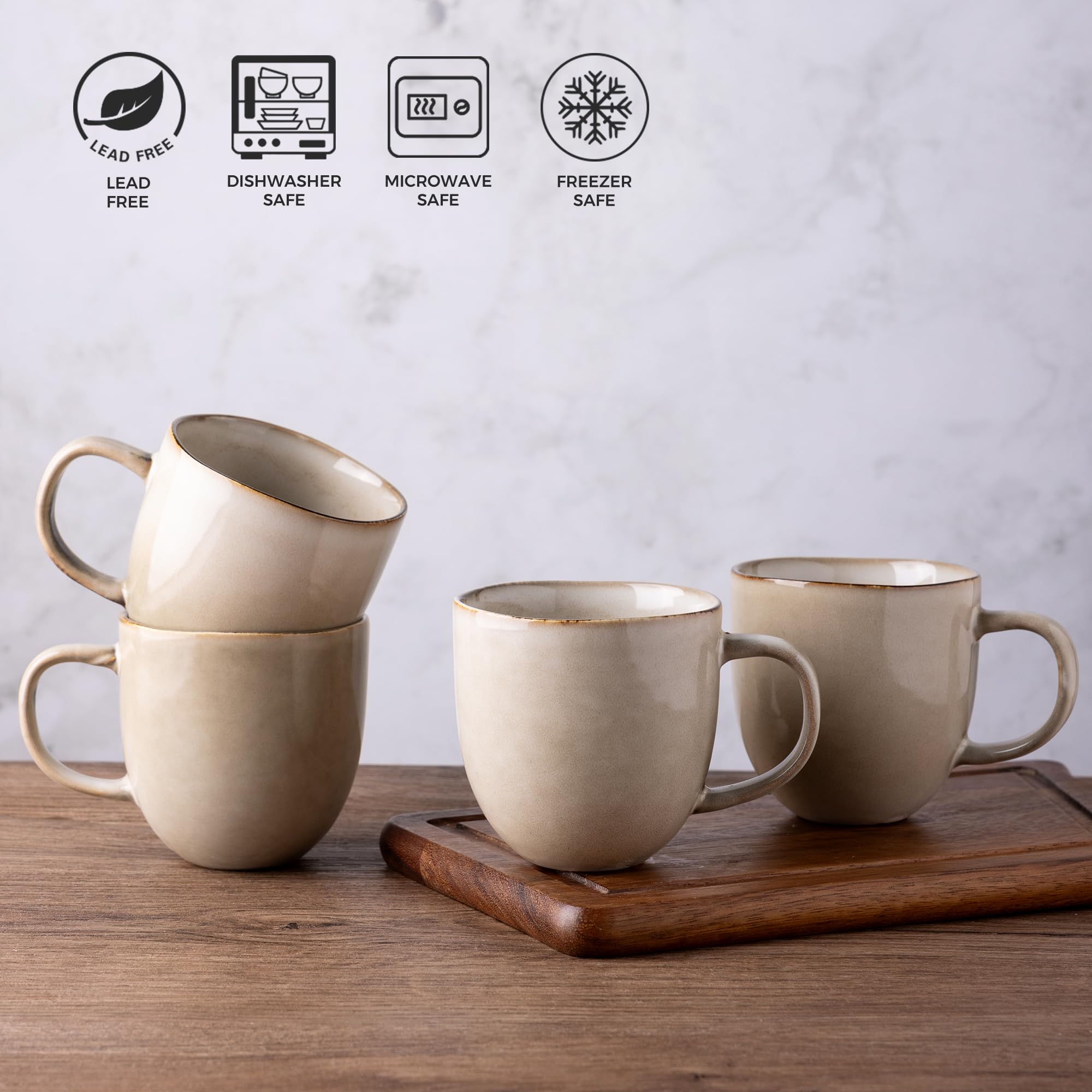 AmorArc mug tenu en main montrant confort de l'anse et usage quotidien pratique