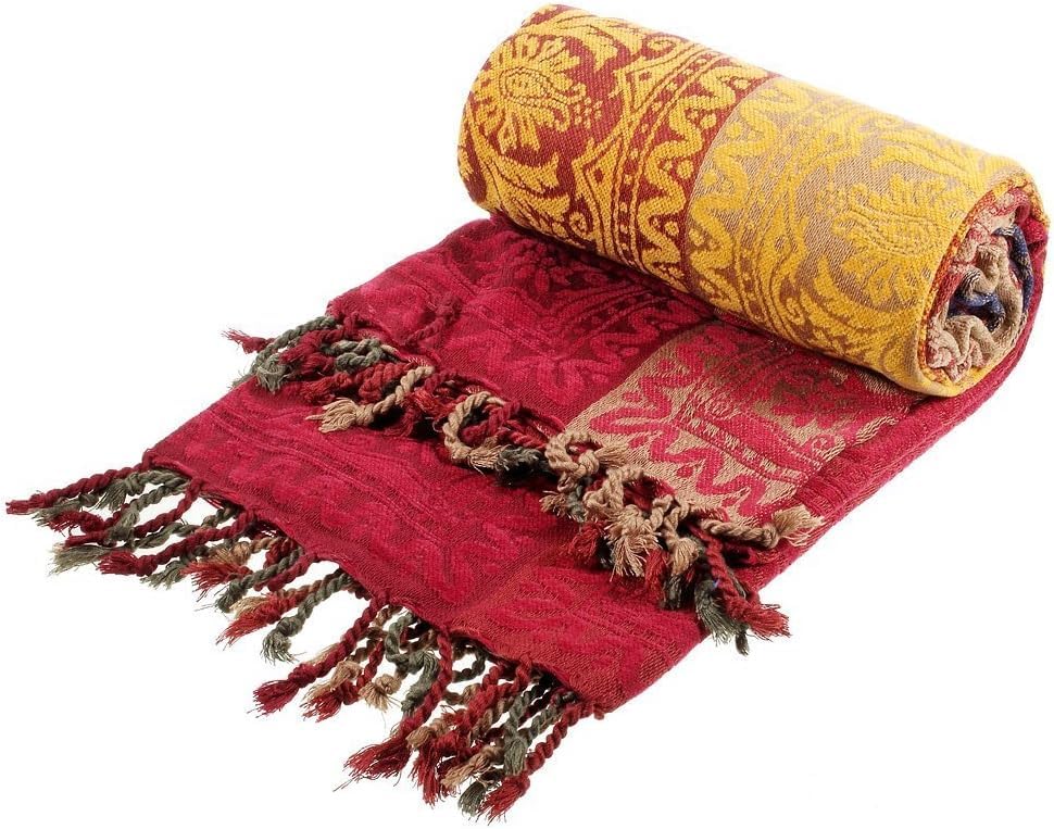 amorus plaid en chambre créant ambiance cosy et accueillante