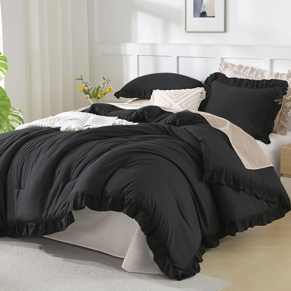 Andency couette face complète montrant design noir confortable