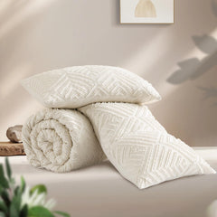 Andency gros plan broderie losange apportant style raffiné