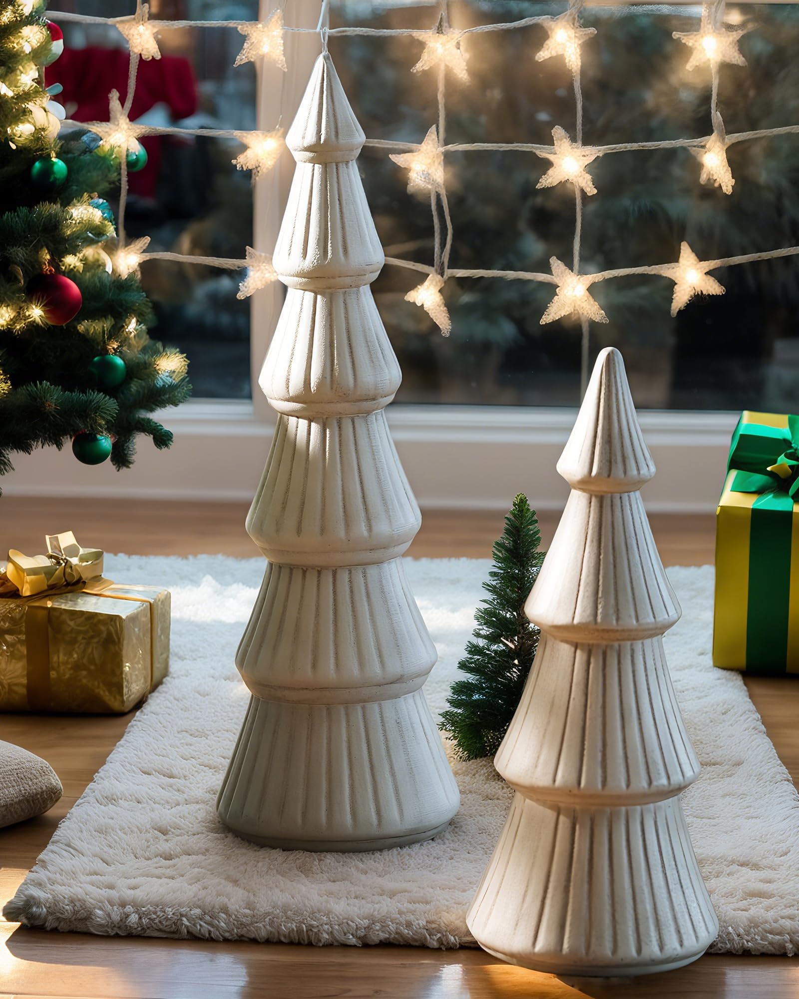 AOMOONOA sapin posé sur une table de fête apportant chaleur et élégance