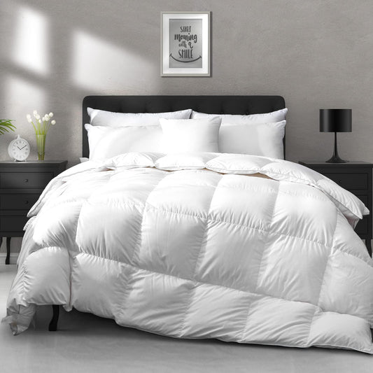 APSMILE couette king face avant présentant style hôtelier et confort moelleux
