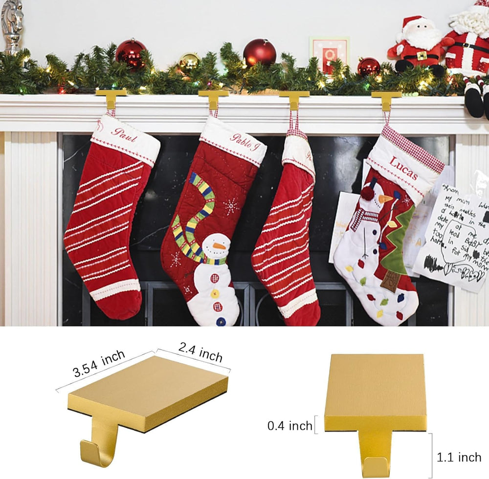 ARCHCRTC support posé sur manteau tenant une chaussette pour décoration