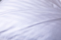 ArcticNorthDown détails surpiqûres et passepoil, évite fuite de duvet