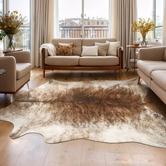 AROGAN tapis devant un sofa apportant chaleur et style western